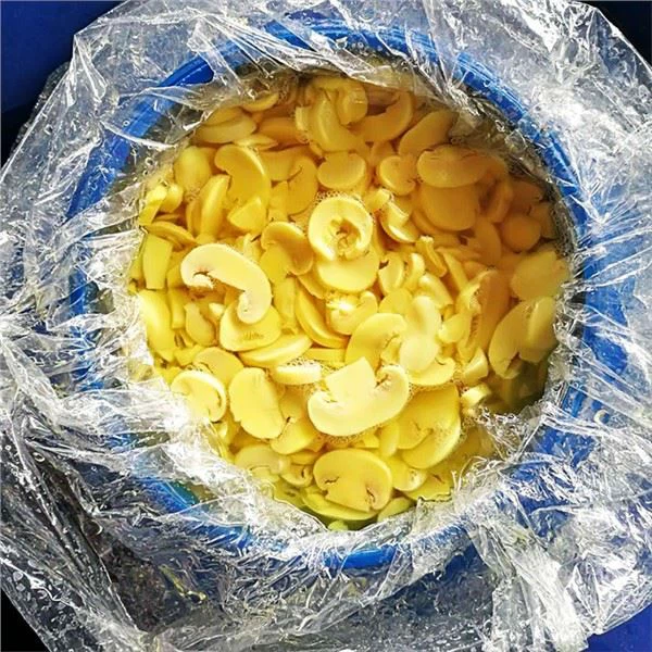 Baraban ichidagi SO2 tarkibida dilimlenmiş Champignon